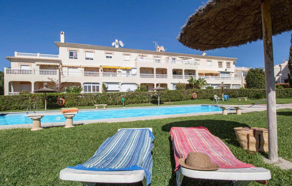 En Torrox: 2 Wifi Y Piscina *