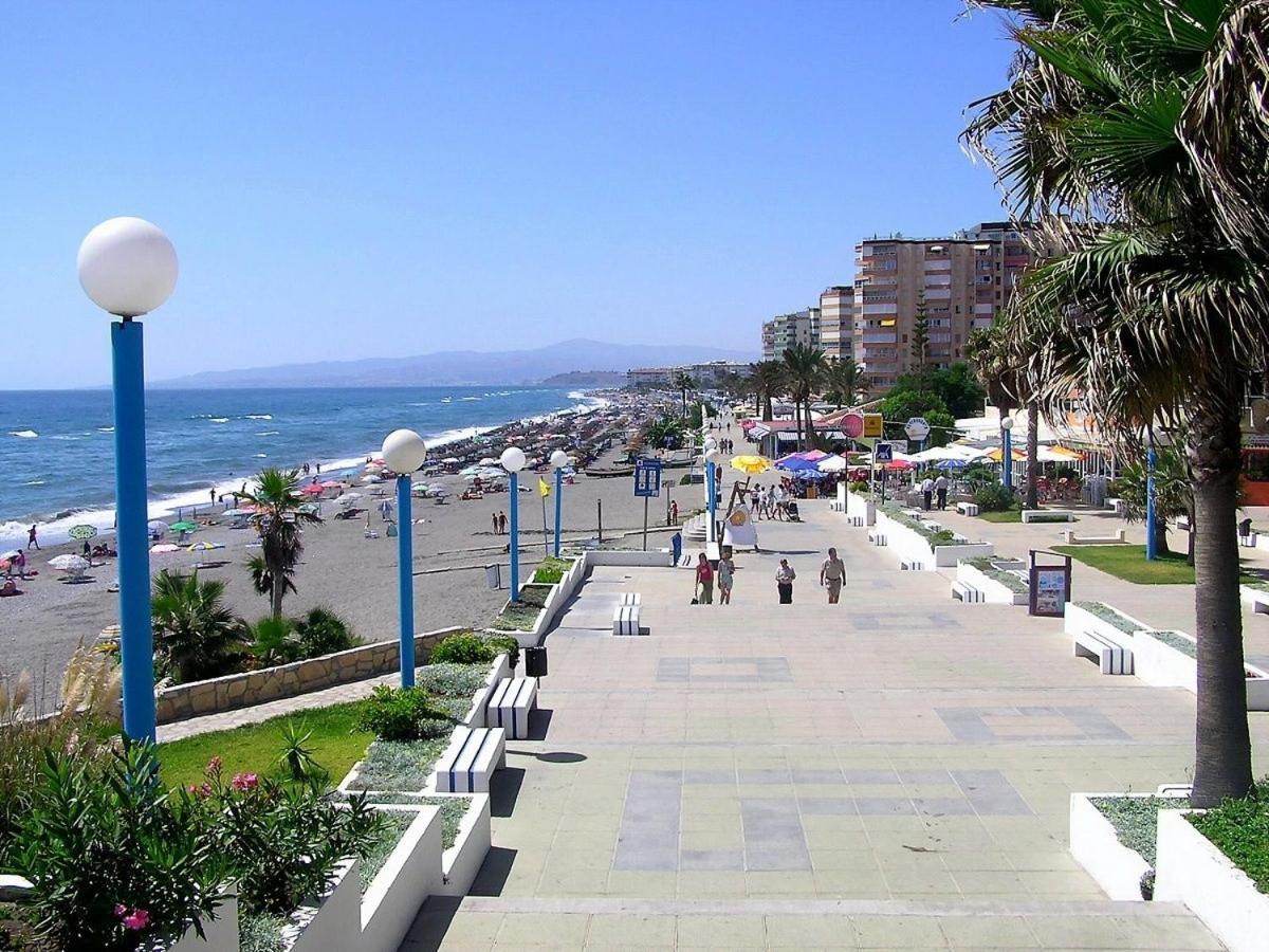 En Torrox: 2 Wifi Y Piscina