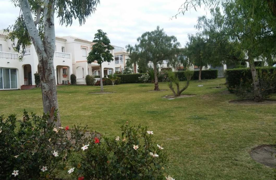Apartment En Torrox: 2 Wifi Y Piscina Torrox