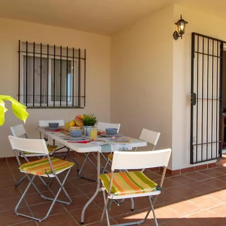 Apartamento En Torrox: 2 Dormitorio Wifi Y Piscina Exterior photo